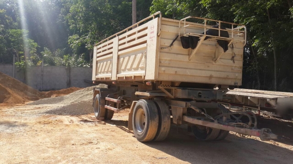 รถอีซูซุ 10 ล้อดั้ม  FXZ  270 แรงม้า. ปี 47  ( ขาย แม่ , ลูก. )   สนใจติดต่อ  081 - 6079515