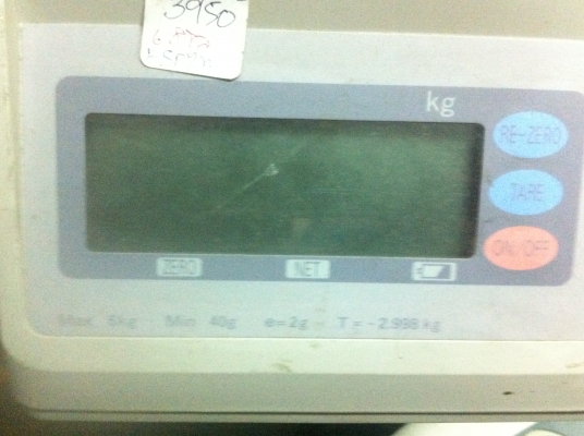 เครื่องขั่งน้ำหนักดิจิตอล TERAOKA SEIKO รับน้ำหนักได้ 6 กก. ขึ้นที่ละ 2 กรัม