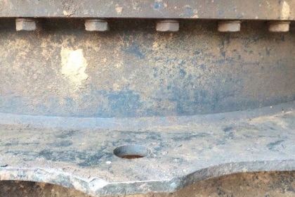 HITACHI EX 200-2 รถบอดี้สวยเดิมสภาพดีพร้อมทำงานได้เลยครับ ไฟฟ้าเต็ม หน้าจอครบ เครื่องยนต์เดิมปั๊มเดิมๆแรงดีไม่มีเยิ้มทำงานได้เร็วไม่มีโหลด ภายในเก๋งสะอาดสวย แอร์เย็น คอนโทรลง่ายใช้งานได้เร็วดีครับ ภายนอกสวยบูมอาร์มไม่มีปะ ช่วงล่างเอวแน่นดี เฟลมสวย โรลเลอร