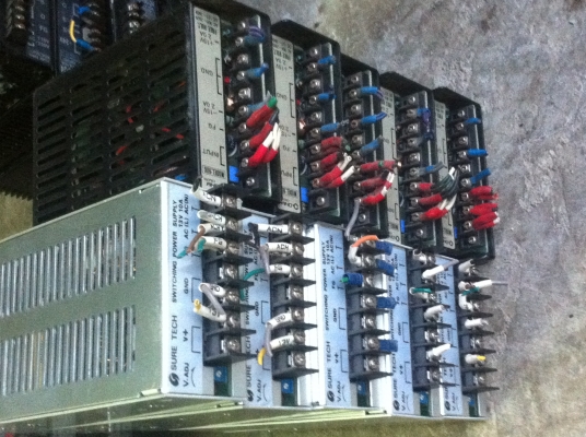 หม้อแปลงไฟสวิทช์ชิ่งยี่ห้อ SURE TECH  ขนาด OUTPUT มีตั้งแต่ 13 V. 10 A.