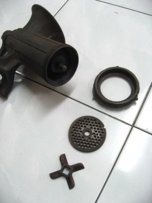 เครื่องบดงานเก่า czechoslovakia