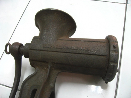 เครื่องบดงานเก่า czechoslovakia