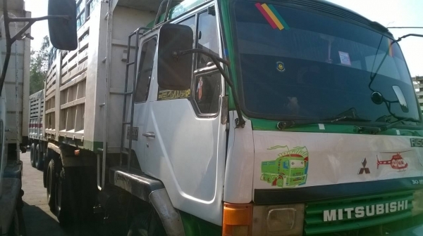 ขายไอ้หลง FN527M-A คัสซีสวยจัดตลอดเส้น เครื่อง 6D16 195 แรงม้า เกียร์ 10 สปีด ยางดี ทะเบียนพร้อมโอน ราคาต่อรองได้ ขายไอ้หลง FN527M-A คัสซีสวยจัดตลอดเส้น เครื่อง 6D16 195 แรงม้า เกียร์ 10 สปีด ยางดี ทะเบียนพร้อมโอน ราคาต่อรองได้