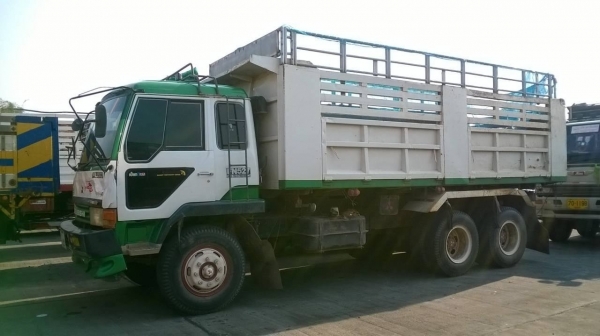 ขายไอ้หลง FN527M-A คัสซีสวยจัดตลอดเส้น เครื่อง 6D16 195 แรงม้า เกียร์ 10 สปีด ยางดี ทะเบียนพร้อมโอน ราคาต่อรองได้ ขายไอ้หลง FN527M-A คัสซีสวยจัดตลอดเส้น เครื่อง 6D16 195 แรงม้า เกียร์ 10 สปีด ยางดี ทะเบียนพร้อมโอน ราคาต่อรองได้