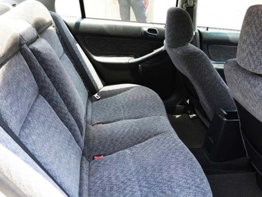 Honda civic ตัว top เครื่อง vtec เกียร์ออโต้ airbag abs สีขาว type r รถสวย วิ่งน้ำมัน