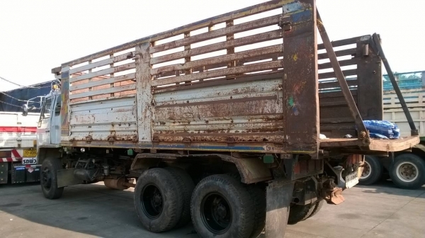 ขาย 10 ล้อดั้ม ISUZU ROCKY 210 มีระบบลากพ่วง วางเครื่อง 6SD1 240 แรงม้า เกียร์ Easton คัสซีสวยตลอดเส้น เบรคทิฟฟี่แล้ว ทะเบียนพร้อมโอน จัดไฟแนนซ์ได้ครับ