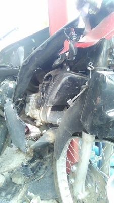 ขายsuzuki หัวฉีด สตาร์ทมือ ตามสภาพ เครื่องดีไม่แตก ชุดไฟครบ กล่องcdi ecuพร้อมทะเบียนโอน