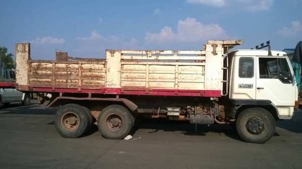 ขาย 10 ล้อดั้ม ไอ้หลง FN527M-TD ซีเรียล 5676 คัสซีสวยตลอดเส้น เครื่อง 6D16 195 แรงม้า เกียร์ 10 สปีด เบรคใหญ่ เพลาบุ๋ม ทะเบียนพร้อมโอน จัดไฟแนนซ์ได้