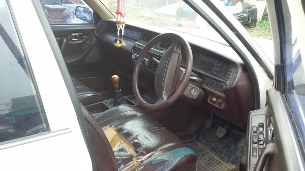 โตโยต้า คลาว LD 28 เกียรธรรมดา ภาษีขาด 3 ปี กับอีก 10 วัน