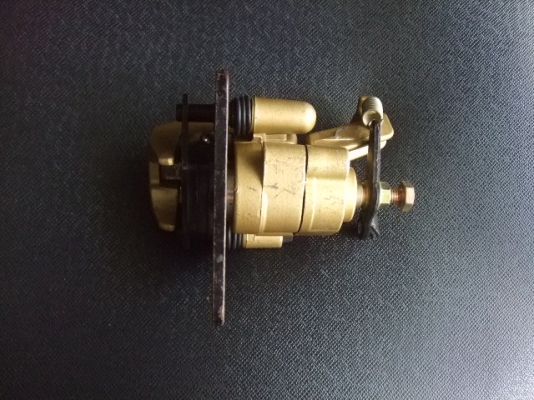 แม่ปั้มดิสเบรค