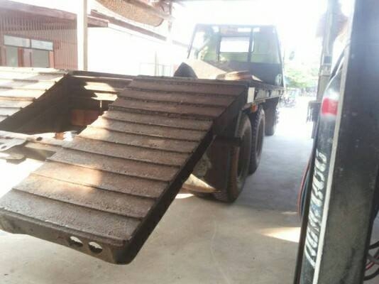 รถเทนเลอร์สิบล้อ 2 เพลา NISSAN  UDเครื่องเดิมเกียร์เดิมราคา 475,000 090-772-3710 098-539-6074ยากขาย425,000