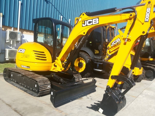 ขายรถ JCB ใหม่ ขายรถ JCB ใหม่