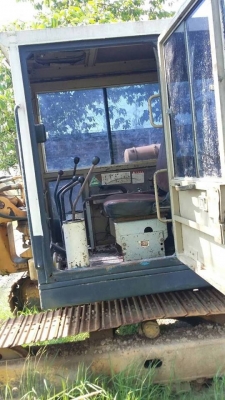 KOMATSU pc60-3ติดหัวเบเกอร์เจาะพร้อมบุ้งกี้ราคา425,000 098-539-6074 090-772-3710ยากขายด่วน 390,000ขายเลย KOMATSU pc60-3ติดหัวเบเกอร์เจาะพร้อมบุ้งกี้ราคา425,000 098-539-6074 090-772-3710ยากขายด่วน 390,000ขายเลย