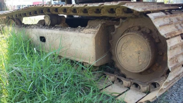 KOMATSU pc60-3ติดหัวเบเกอร์เจาะพร้อมบุ้งกี้ราคา425,000 098-539-6074 090-772-3710ยากขายด่วน 390,000ขายเลย KOMATSU pc60-3ติดหัวเบเกอร์เจาะพร้อมบุ้งกี้ราคา425,000 098-539-6074 090-772-3710ยากขายด่วน 390,000ขายเลย