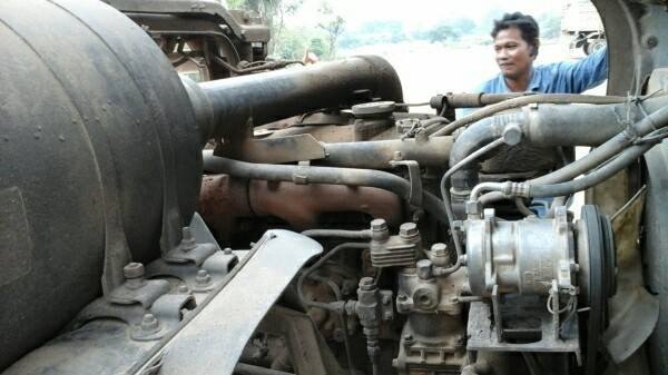 HINO ZM หัวโปรเฟียเครื่อง EK 100 260 แรง735,000ขายเลย 098-539-6074 090-772-3710 HINO ZM หัวโปรเฟียเครื่อง EK 100 260 แรง735,000ขายเลย 098-539-6074 090-772-3710