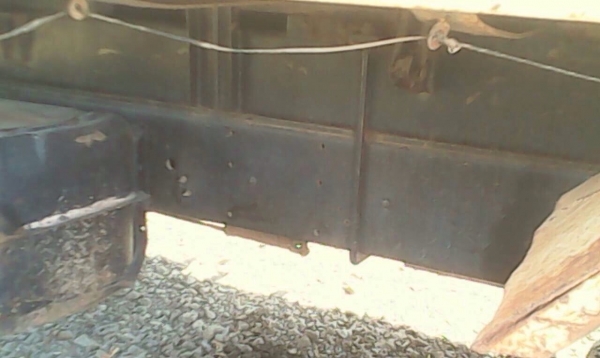 MITSUBISHI FUSO FN527 - 195 HP 6D16 MA 24772 สิบล้อดั๊มพ์ 2 เพลา 10 SPEED กระบะดั๊มพ์เหล็กหน้าพระลาน 12 ตันฝาข้างแผ่นเรียบสภาพดีพร้อมบรรทุกได้เลย เครื่องยนต์เดิมๆแรงดีไม่เยิ้มครับ เกียร์เดิม หัวเก๋งตาเหลี่ยมสวยๆภายในเก๋งคอนโซลครบ แอร์ พวงมาลัยเพาเวอร์ ระบ