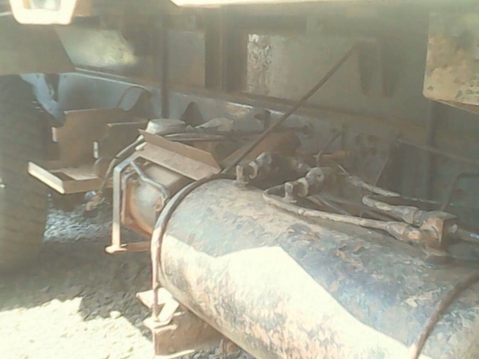 MITSUBISHI FUSO FN527 - 195 HP 6D16 MA 24772 สิบล้อดั๊มพ์ 2 เพลา 10 SPEED กระบะดั๊มพ์เหล็กหน้าพระลาน 12 ตันฝาข้างแผ่นเรียบสภาพดีพร้อมบรรทุกได้เลย เครื่องยนต์เดิมๆแรงดีไม่เยิ้มครับ เกียร์เดิม หัวเก๋งตาเหลี่ยมสวยๆภายในเก๋งคอนโซลครบ แอร์ พวงมาลัยเพาเวอร์ ระบ