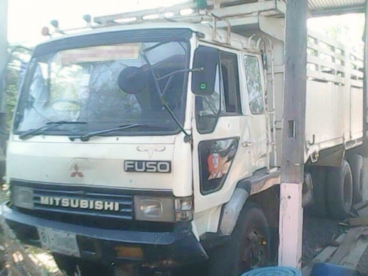 MITSUBISHI FUSO FN527 - 195 HP 6D16 MA 24772 สิบล้อดั๊มพ์ 2 เพลา 10 SPEED กระบะดั๊มพ์เหล็กหน้าพระลาน 12 ตันฝาข้างแผ่นเรียบสภาพดีพร้อมบรรทุกได้เลย เครื่องยนต์เดิมๆแรงดีไม่เยิ้มครับ เกียร์เดิม หัวเก๋งตาเหลี่ยมสวยๆภายในเก๋งคอนโซลครบ แอร์ พวงมาลัยเพาเวอร์ ระบ