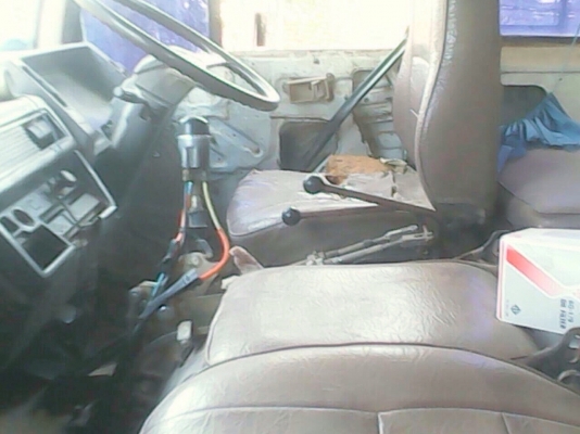 MITSUBISHI FUSO FN527 - 195 HP 6D16 MA 24772 สิบล้อดั๊มพ์ 2 เพลา 10 SPEED กระบะดั๊มพ์เหล็กหน้าพระลาน 12 ตันฝาข้างแผ่นเรียบสภาพดีพร้อมบรรทุกได้เลย เครื่องยนต์เดิมๆแรงดีไม่เยิ้มครับ เกียร์เดิม หัวเก๋งตาเหลี่ยมสวยๆภายในเก๋งคอนโซลครบ แอร์ พวงมาลัยเพาเวอร์ ระบ