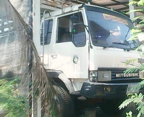 MITSUBISHI FUSO FN527 - 195 HP 6D16 MA 24772 สิบล้อดั๊มพ์ 2 เพลา 10 SPEED กระบะดั๊มพ์เหล็กหน้าพระลาน 12 ตันฝาข้างแผ่นเรียบสภาพดีพร้อมบรรทุกได้เลย เครื่องยนต์เดิมๆแรงดีไม่เยิ้มครับ เกียร์เดิม หัวเก๋งตาเหลี่ยมสวยๆภายในเก๋งคอนโซลครบ แอร์ พวงมาลัยเพาเวอร์ ระบ