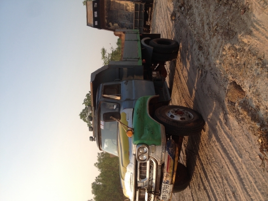 ISUZU TX ราคา 300000 บ โทร 083 1517856