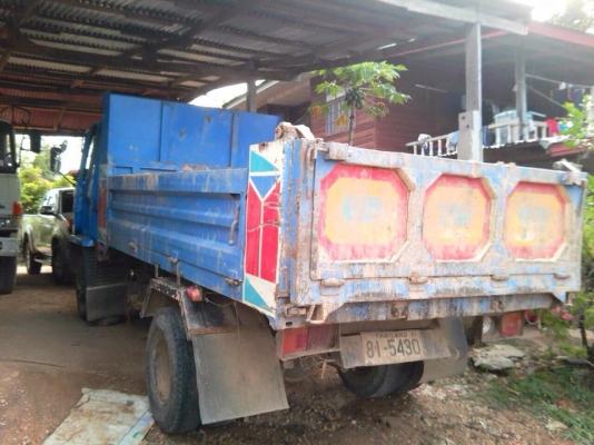 ขายครับ  มาใหม่สดๆๆร้อนๆๆ  6ล้อ  ดั้ม ร็อกกี้175  รถพร้อมใช้งาน  ได้เลย  เครื่องดี  คัสชีเดิมๆๆสด ตำนิมี1แผล  กะบะดั้มสวย ยาง8.25-16   เอกสารพร้อมโอน   ราคา538000