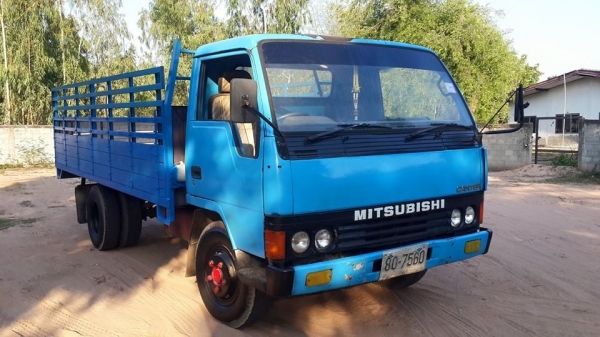 ขาย6ล้อบรรทุก มิตซูแคนเตอร์110 หัวยกได้ เครื่องดี แห้งแชชซีดี ช่วงยาว4.30เมตร พร้อมคอกเสริมข้าง เอกสารเล่มทะเบียนพร้อมโอน