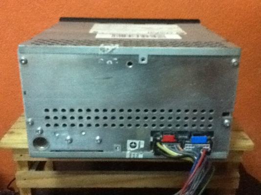 ขายวิทยุเดิม Chevrolet เล่น CD,MP3,FM,AM สภาพเครื่องสวย ขายถูกๆ 1200.-