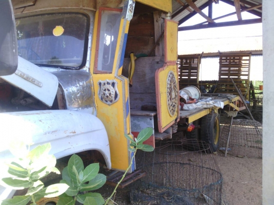 ขายตามสภาพ เทนเลอร์ 6ล้อ  ไม่มีทะเบียน ใช้งานได้เลย