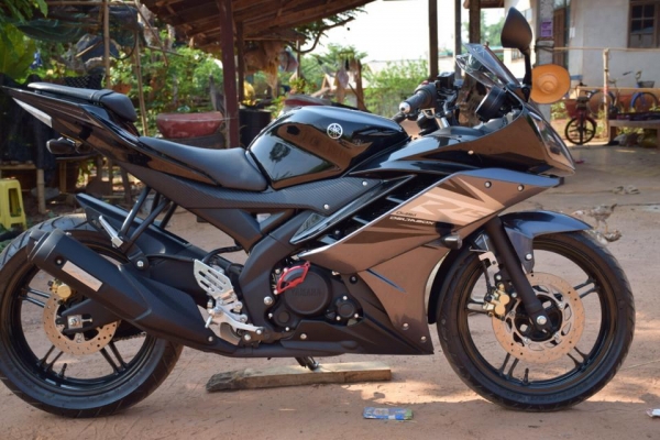 ขาย ยามาฮ่า Yzf-R15 สีดำ ปี 58 รถ 2 เดือน ใช้งานน้อย. 2,300 กว่า กม