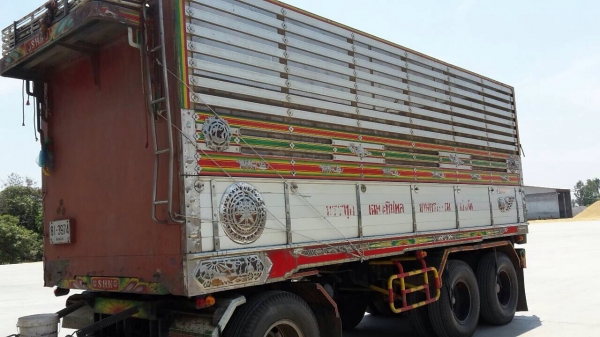 ขายรถบรรทุก 24 ล้อพ่วงแม่ลูกดัมพ์ ISUZU DECA 320 แรงม้าปี 2549 ลูกพ่วง 3 เพลา ราคา 2250000