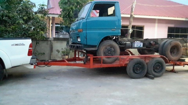 ขายสาลี่ลากรถเกี่ยวข้าว  4 ล้อ สถาพของใหม่