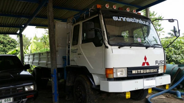 รถ 6 ล้อพร้อมเครนTADANO รถ 6 ล้อพร้อมเครนTADANO