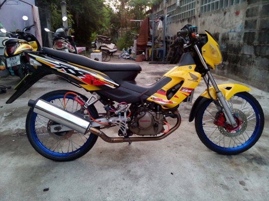 ฮอนด้า โซนิก