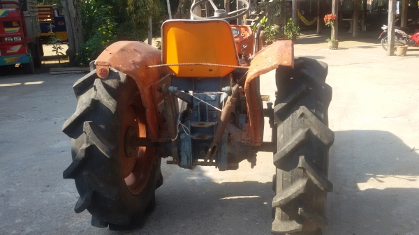 ขายรถคูโบต้าL1500แรงพร้อมไช้งาน รถอยู่วังบัว คลองขลุง กำแพงเพชร สนใจสอบ  ราคา39000 มีผาน3หนึ่งอันถามได้ที่081 3655997 อ๋าพร  พาเจริญ  ราคาต่อรองได้อีกนะครับ