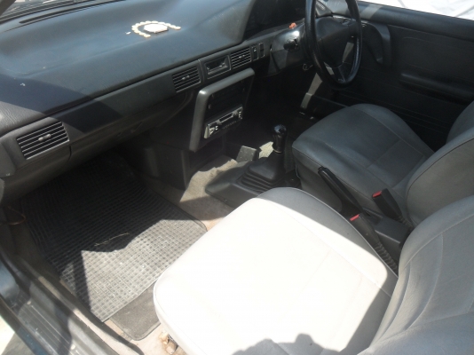 รถมาสด้า 323 1.3 สีเขียว ติดแก๊สลงเล่มแล้ว พร้อมใช้ ราคา 43000 บาท