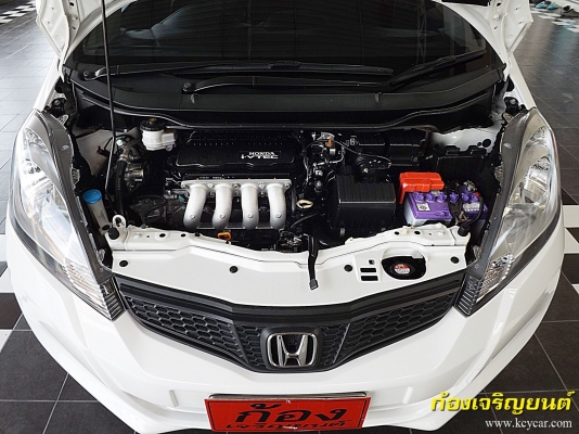 HONDA JAZZ 1.5V i-VTEC ปี 2012