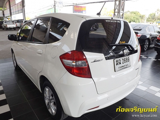 HONDA JAZZ 1.5V i-VTEC ปี 2012