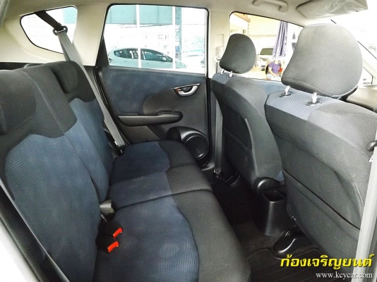 HONDA JAZZ 1.5V i-VTEC ปี 2012