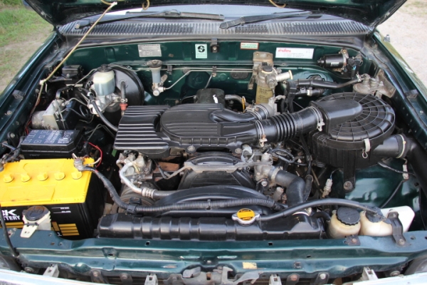 4WD ปี1999 เครื่องดี คัชชีสวย และมีรถราคาถูกๆราคาส่ง. ราคาพ่อค้า. เชิญชมรายละเอืยด.http://www.rodban.net/