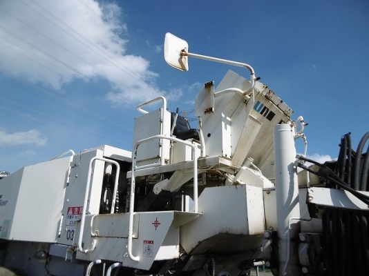 รถขูดผิวถนน KOMATSU GC380F-2 ปี1998 11986ชม. กัดกว้าง 2.07 เมตร กัดลึก 15ซม. 495 แรงม้า สนใจติดต่อมาได้เลยครับ รถขูดผิวถนน KOMATSU GC380F-2 ปี1998 11986ชม. กัดกว้าง 2.07 เมตร กัดลึก 15ซม. 495 แรงม้า สนใจติดต่อมาได้เลยครับ