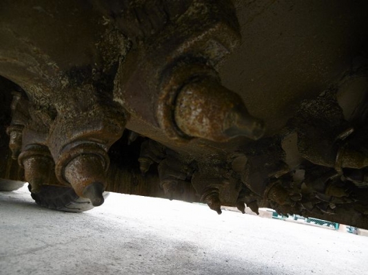 รถขูดผิวถนน KOMATSU GC380F-2 ปี1998 11986ชม. กัดกว้าง 2.07 เมตร กัดลึก 15ซม. 495 แรงม้า สนใจติดต่อมาได้เลยครับ รถขูดผิวถนน KOMATSU GC380F-2 ปี1998 11986ชม. กัดกว้าง 2.07 เมตร กัดลึก 15ซม. 495 แรงม้า สนใจติดต่อมาได้เลยครับ