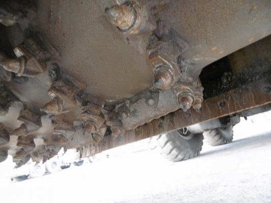 รถขูดผิวถนน KOMATSU GC380F-2 ปี1998 11986ชม. กัดกว้าง 2.07 เมตร กัดลึก 15ซม. 495 แรงม้า สนใจติดต่อมาได้เลยครับ รถขูดผิวถนน KOMATSU GC380F-2 ปี1998 11986ชม. กัดกว้าง 2.07 เมตร กัดลึก 15ซม. 495 แรงม้า สนใจติดต่อมาได้เลยครับ