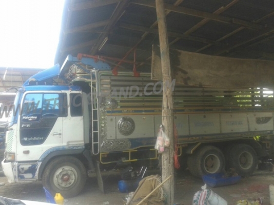 HINO พ่วง แม่+ลูก  18 ล้อ  325 แรงม้า ขับเคลื่อน 2 เพลา 6 สูบ เทอร์โบ