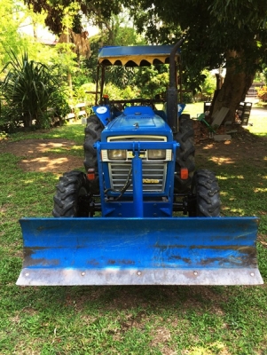 รถไถ อิเซกิ รุ่น TL3201 4WD 2เพลา 32แรงม้า อุปกรณ์มี ดันหน้า ผาน โรตารี่ แถมพัดลม 1 ตัว เปลี่ยนปั้มไฮโดรลิคใหม่ เครื่องสภาพดี ราคาคุยกันได้ครับ