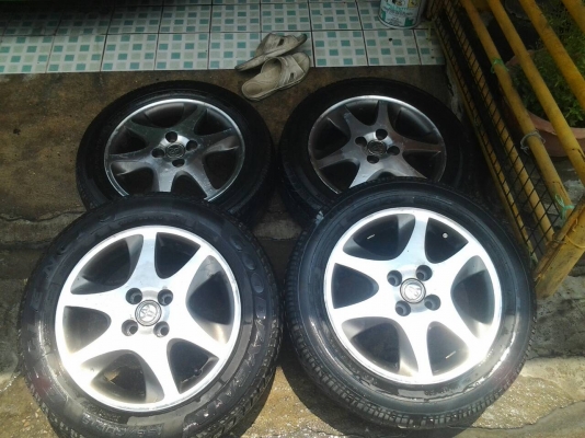 ขายล้อแม็กขอบ15 4รู100พร้อมยาง ต่อรองได้ครับ ขายล้อแม็กขอบ15 4รู100พร้อมยาง ต่อรองได้ครับ