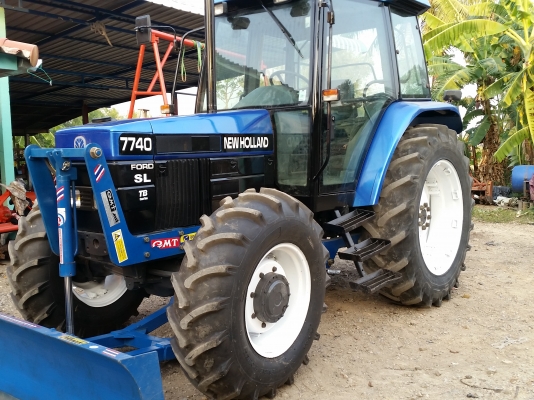 ขายรถไถฟอร์ด  FORD  NEWHOLLAND  7740  4WD