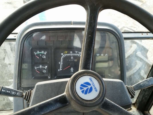 ขายรถไถฟอร์ด  FORD  NEWHOLLAND  7740  4WD