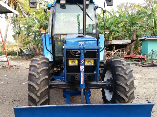 ขายรถไถฟอร์ด  FORD  NEWHOLLAND  7740  4WD