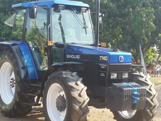 ขายFORD  NEWHOLLAND  7740  4WD